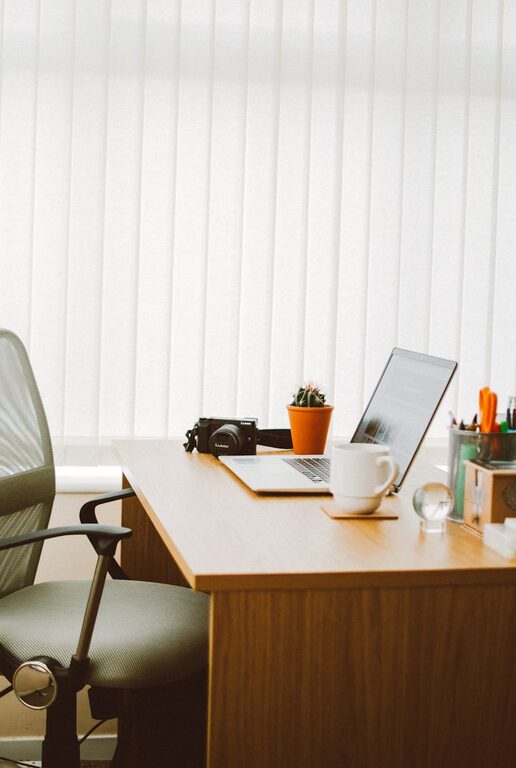 Tips for Creating a Relaxing Home Workspace to Boost Productivity